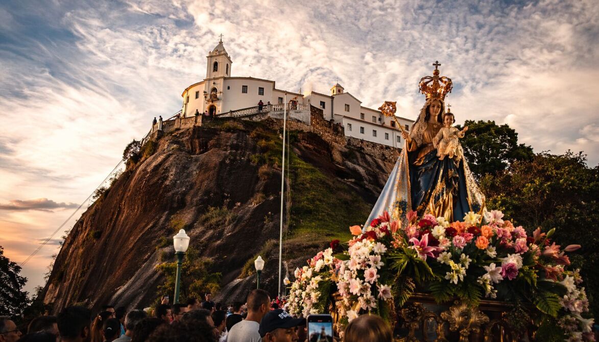 O que é a FESTA DE NOSSA SENHORA DA PENHA: origem, significado e tradição viva